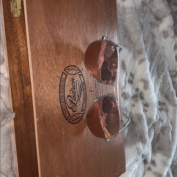 Ray-Ban pink lensed aviators - Picture 2 of 6